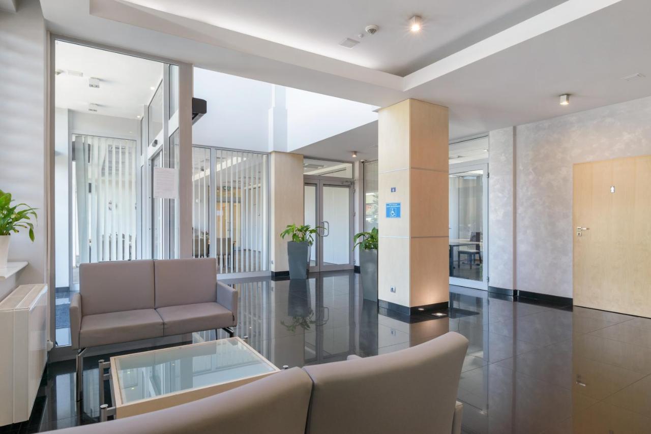 Hotel Safir Poznań Dış mekan fotoğraf