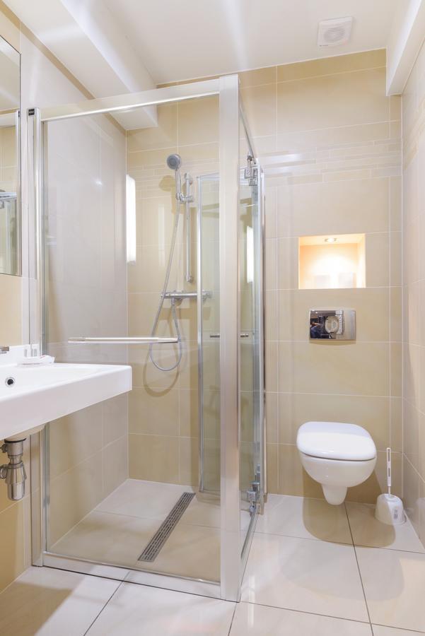 Hotel Safir Poznań Dış mekan fotoğraf